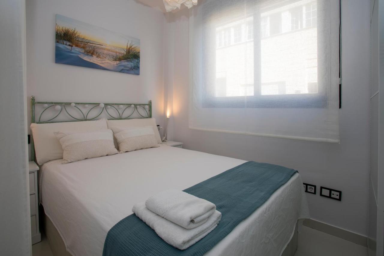 Becalp, Estudio En El Centro, By Bookindenia *